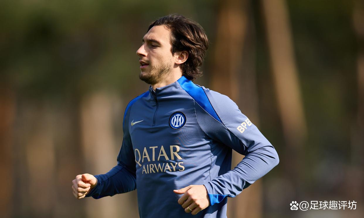 关于国际米兰发布备战花絮,今夜扳平良机,足总杯任务艰巨,阵容厚度经受考验的信息 关于国际米兰发布备战花絮,今夜扳平良机,足总杯任务艰巨,阵容厚度经受考验的信息